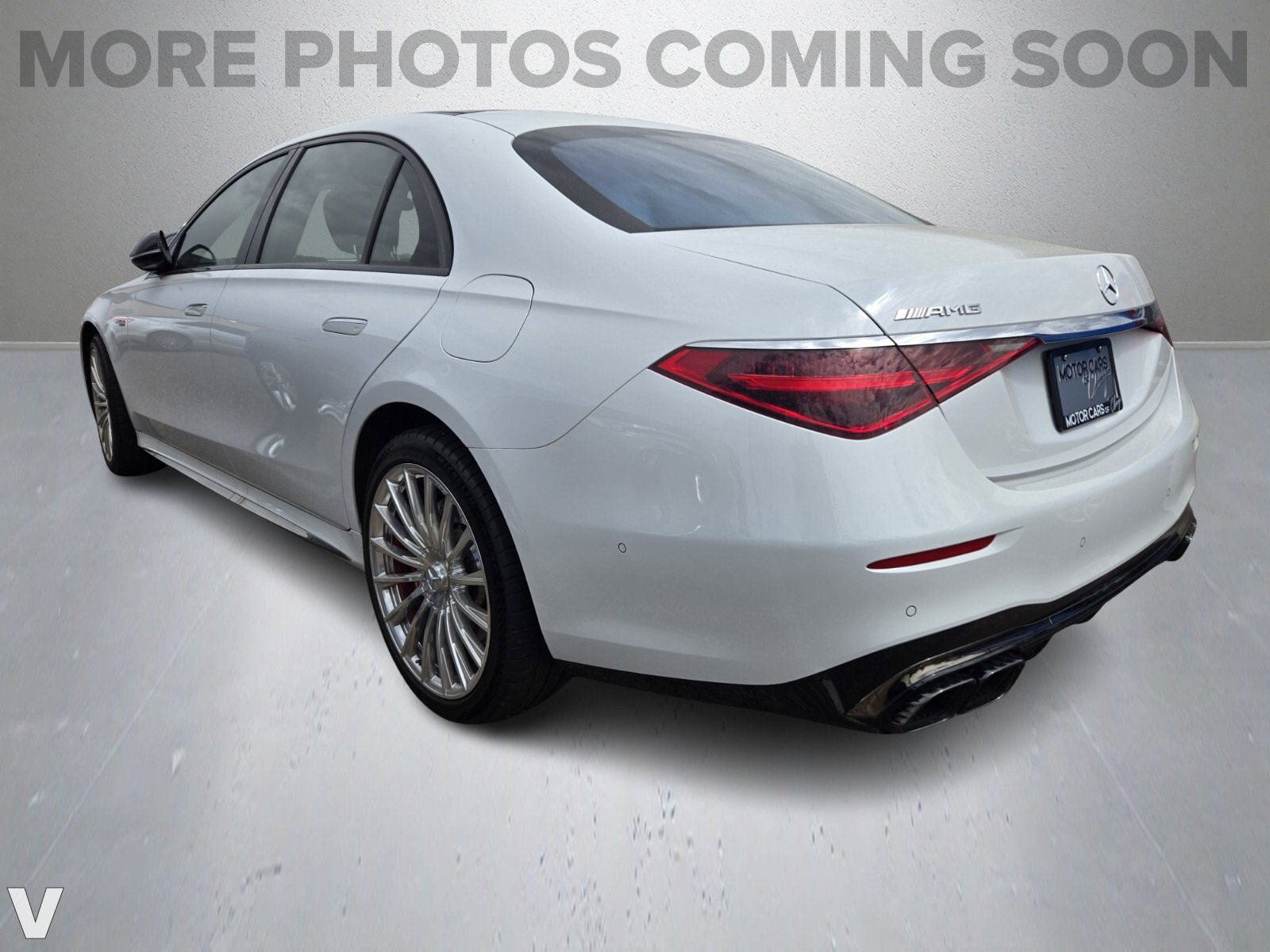2024 Mercedes Benz S AMG 63 e photo 2