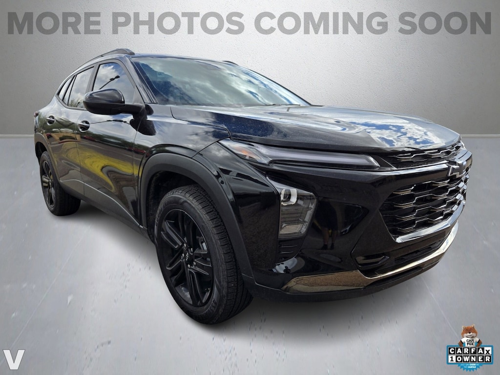 Used 2025 Chevrolet Trax Activ SUV