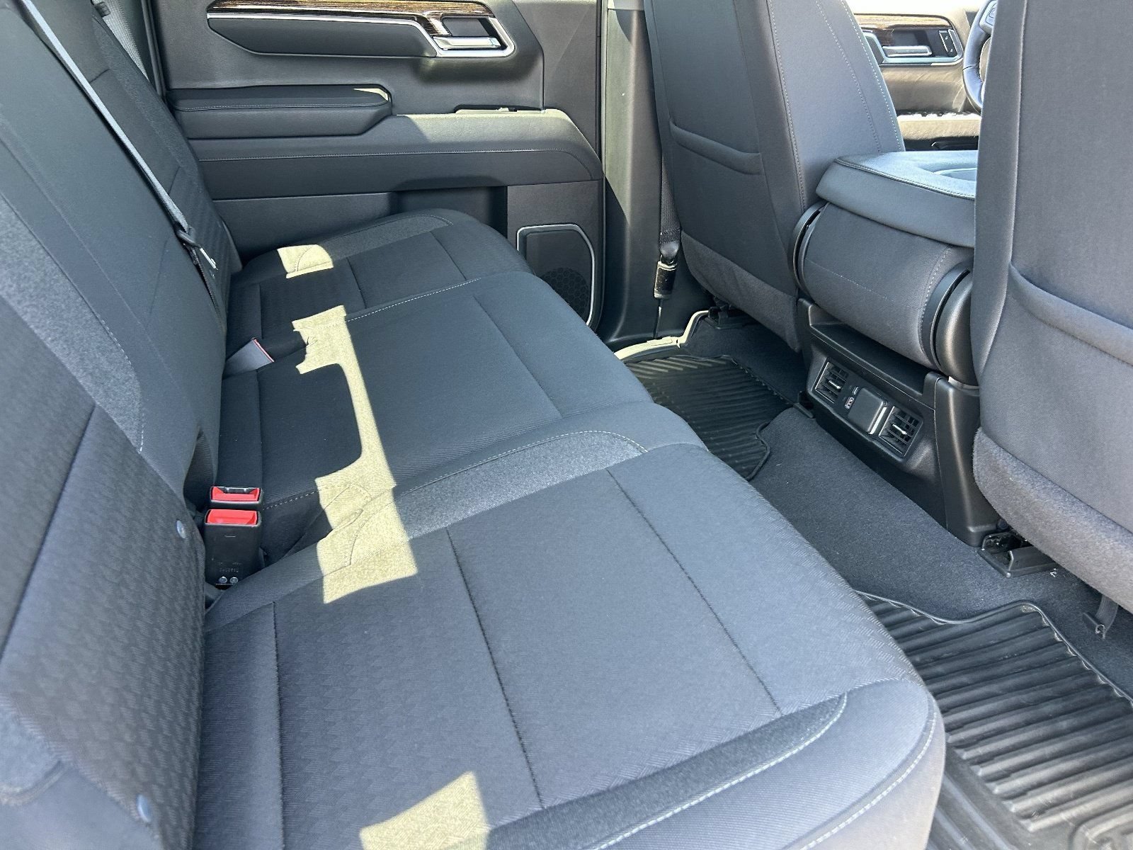2025 GMC Sierra 1500 SLE - Photo 14