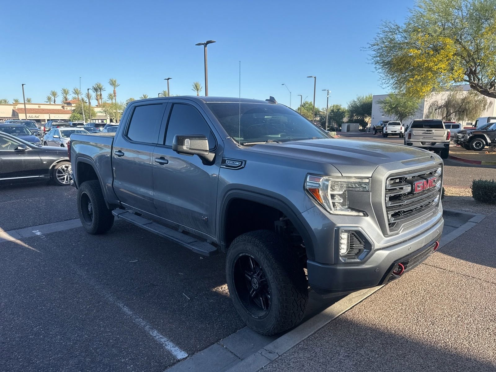 2020 GMC Sierra 4WD Crew Cab Short Box AT4's photo