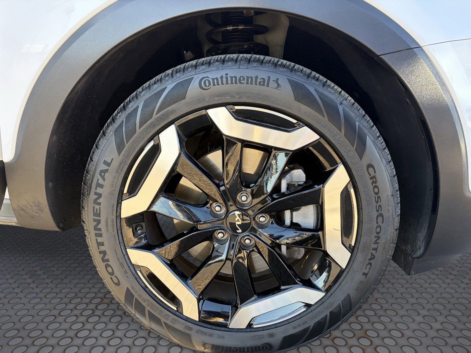 2025 Kia Telluride S - Photo 10
