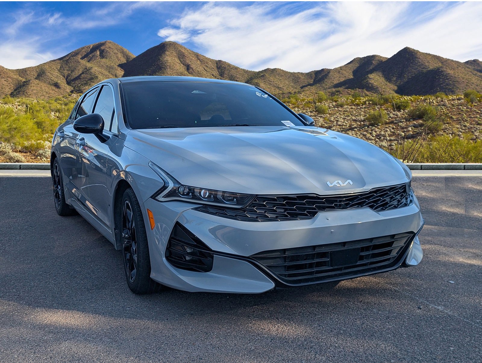 2022 Kia K5 GT-Line photo 2