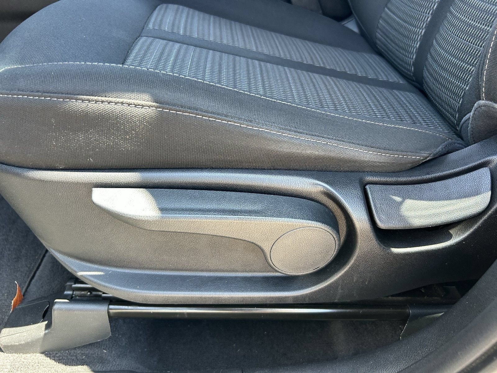 2021 Kia Sorento LX - Photo 26
