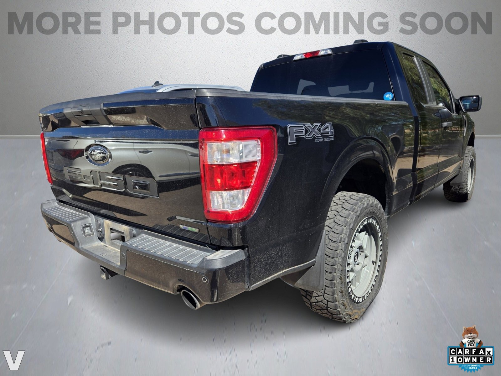 2022 Ford F-150 XL photo 3