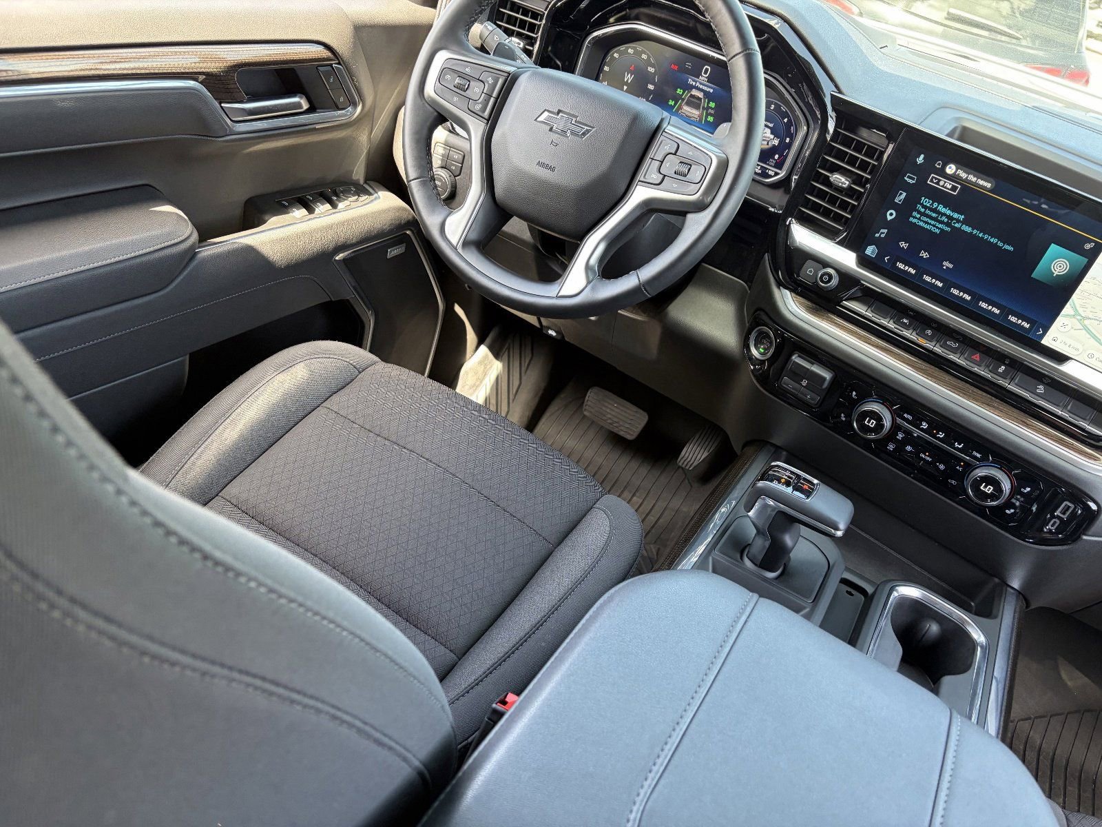 2025 Chevrolet Silverado 1500 RST - Photo 15