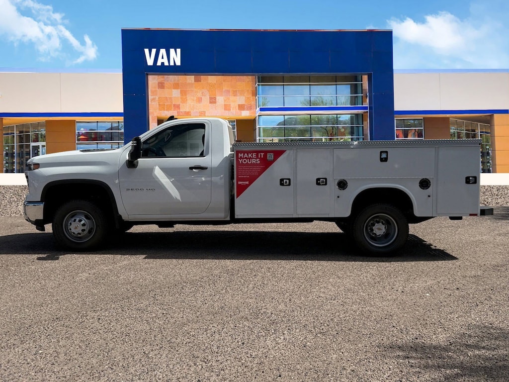 New 2025 Chevrolet Silverado 3500 HD Chassis Cab Work Truck Truck Regular Cab