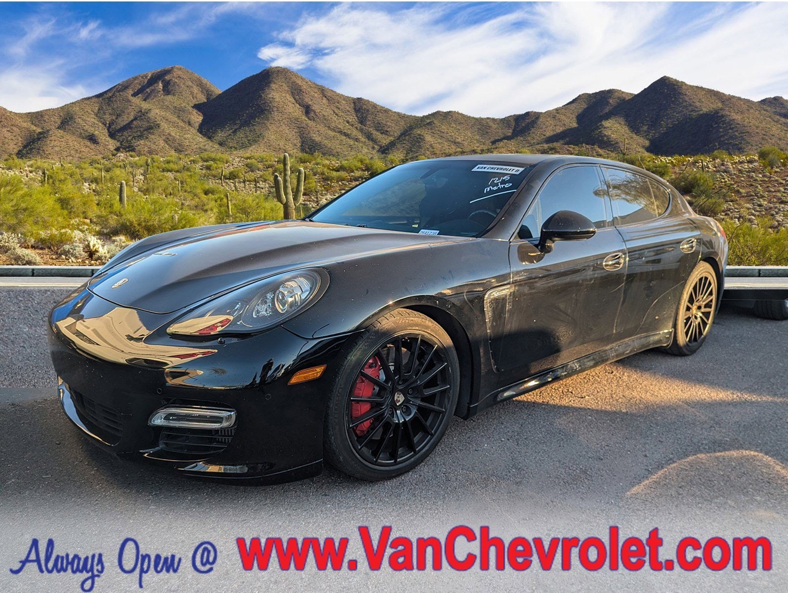 2013 Porsche Panamera Turbo's photo