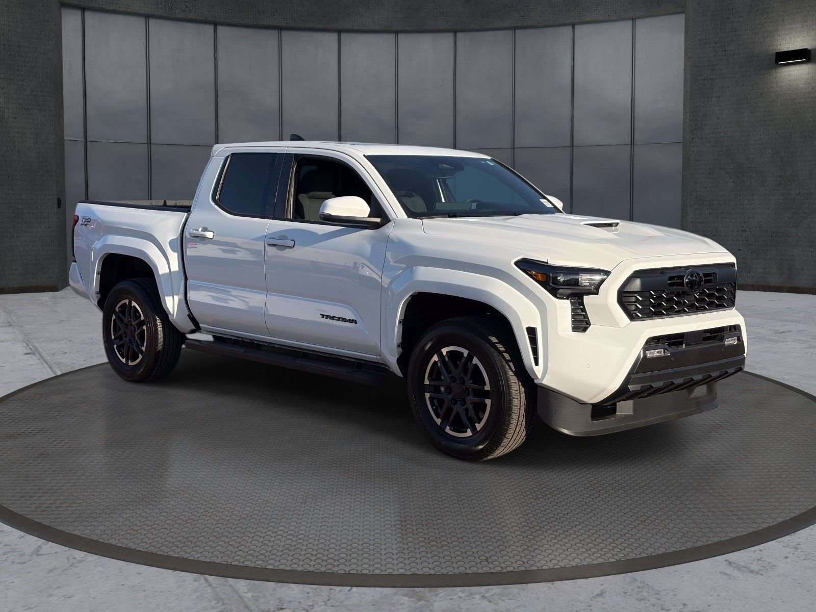 2026 Toyota Tacoma TRD Sport - Photo 8