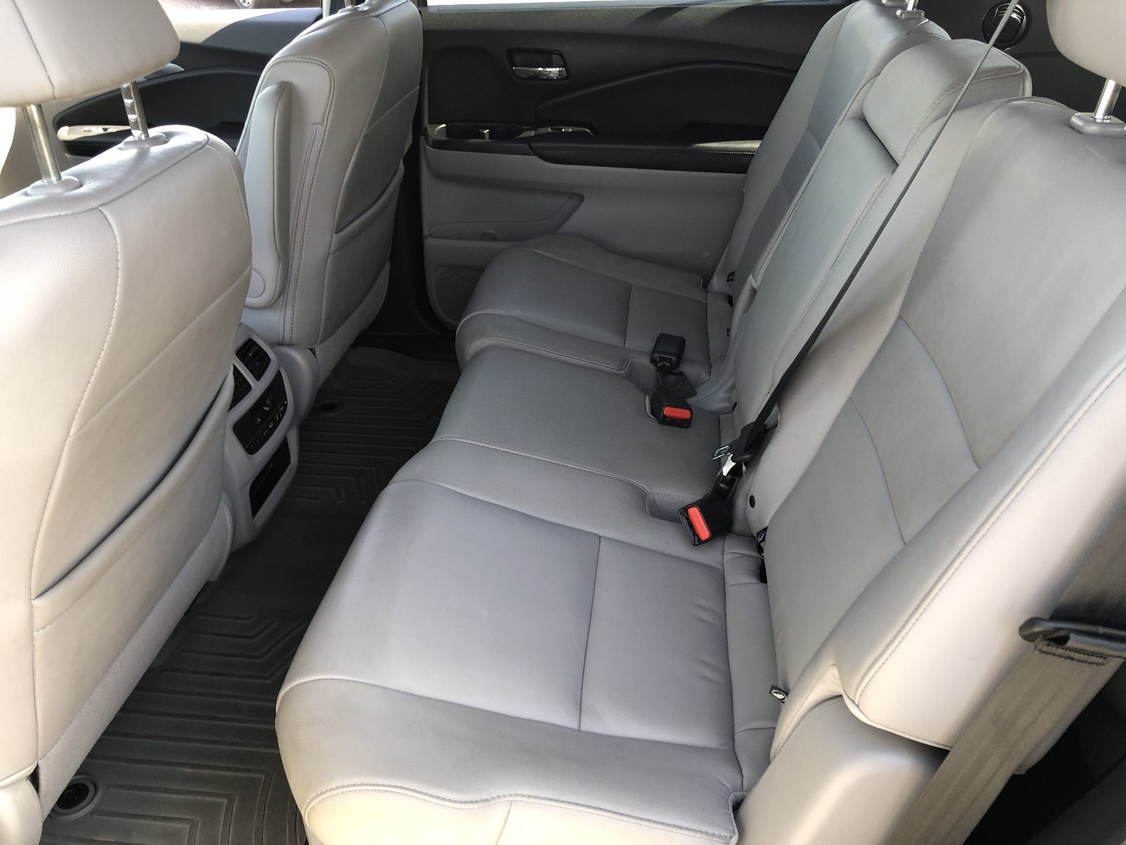 2018 Honda Pilot EX-L - Photo 18