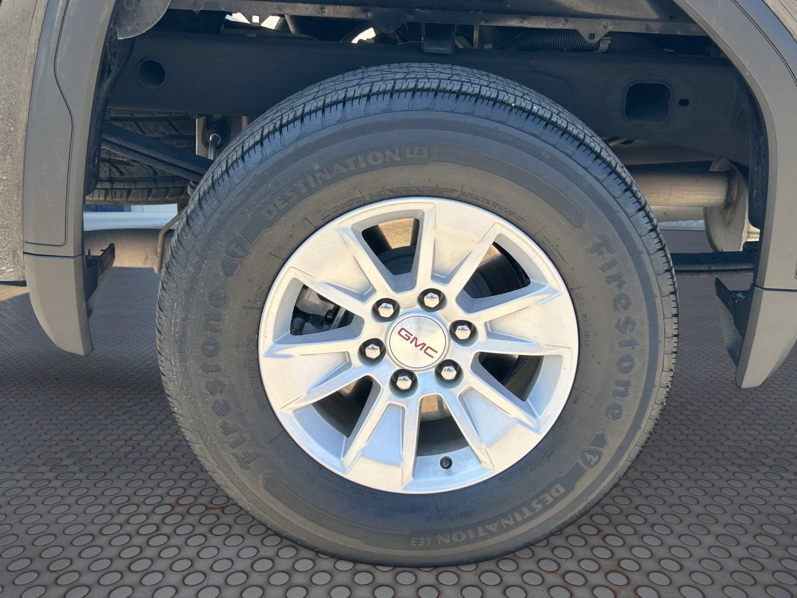 2025 GMC Sierra 1500 SLE - Photo 10
