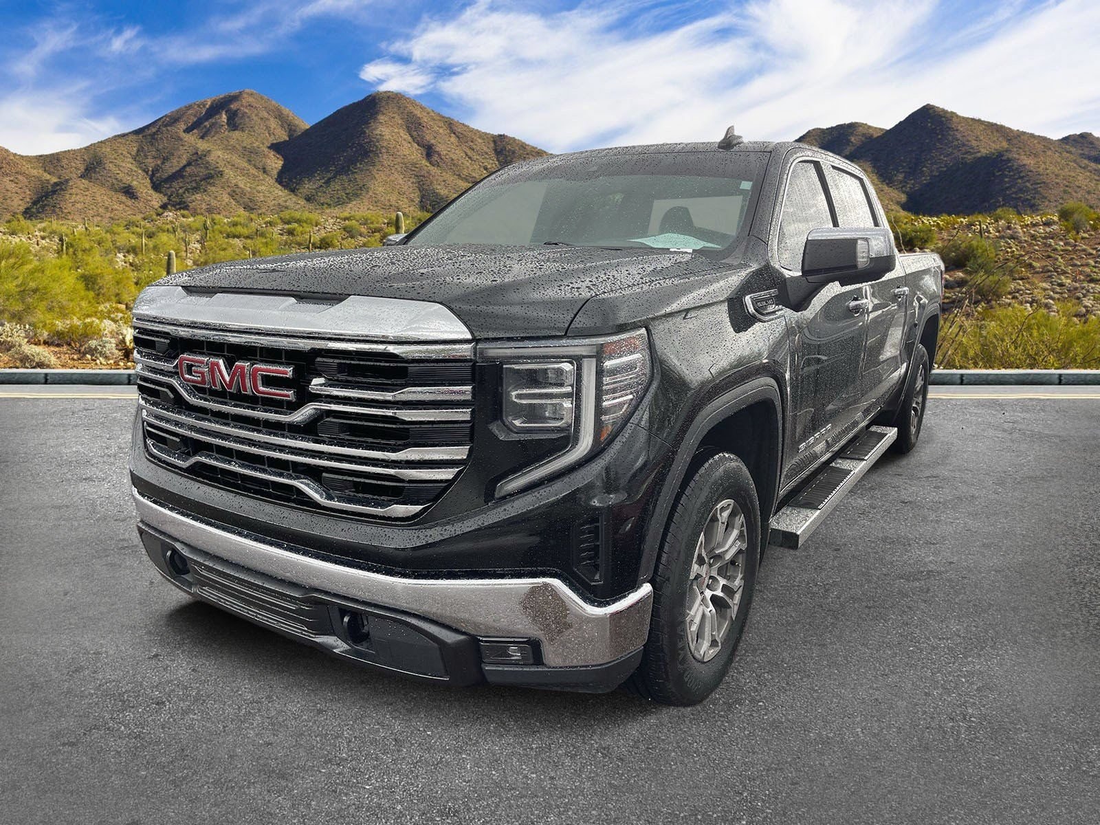 2023 GMC Sierra 1500 SLT - Photo 2