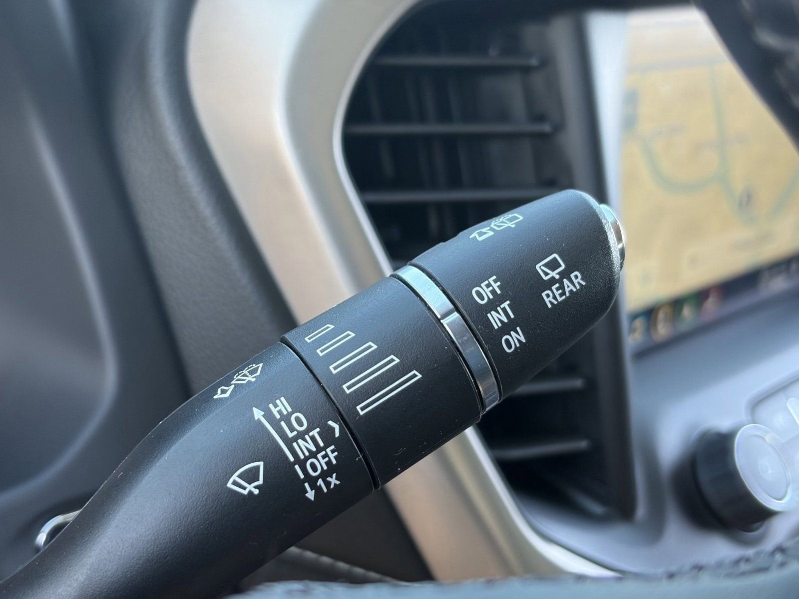 2023 GMC Acadia Denali - Photo 33