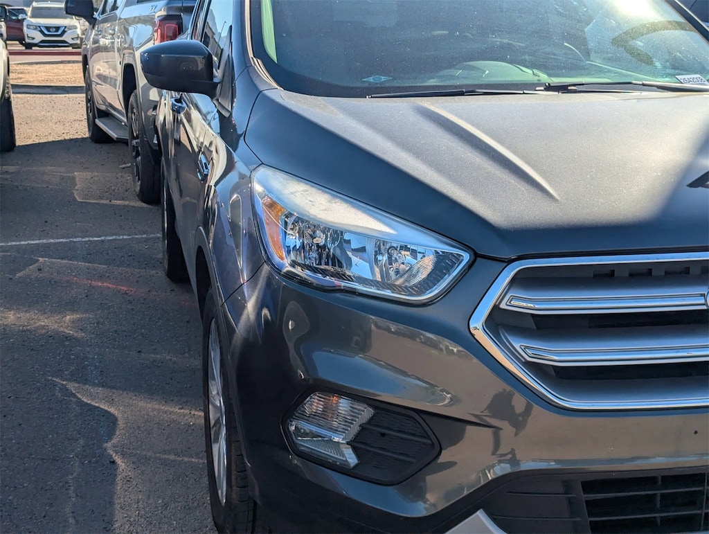 Used 2017 Ford Escape SE SUV