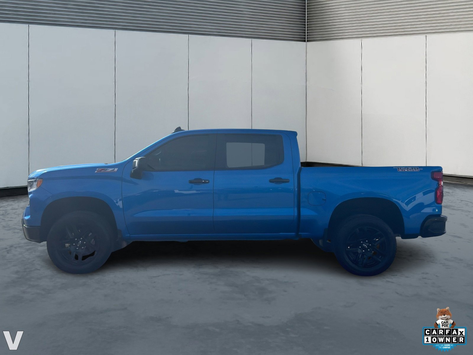 2025 Chevrolet Silverado 1500 LT Trail Boss photo 2