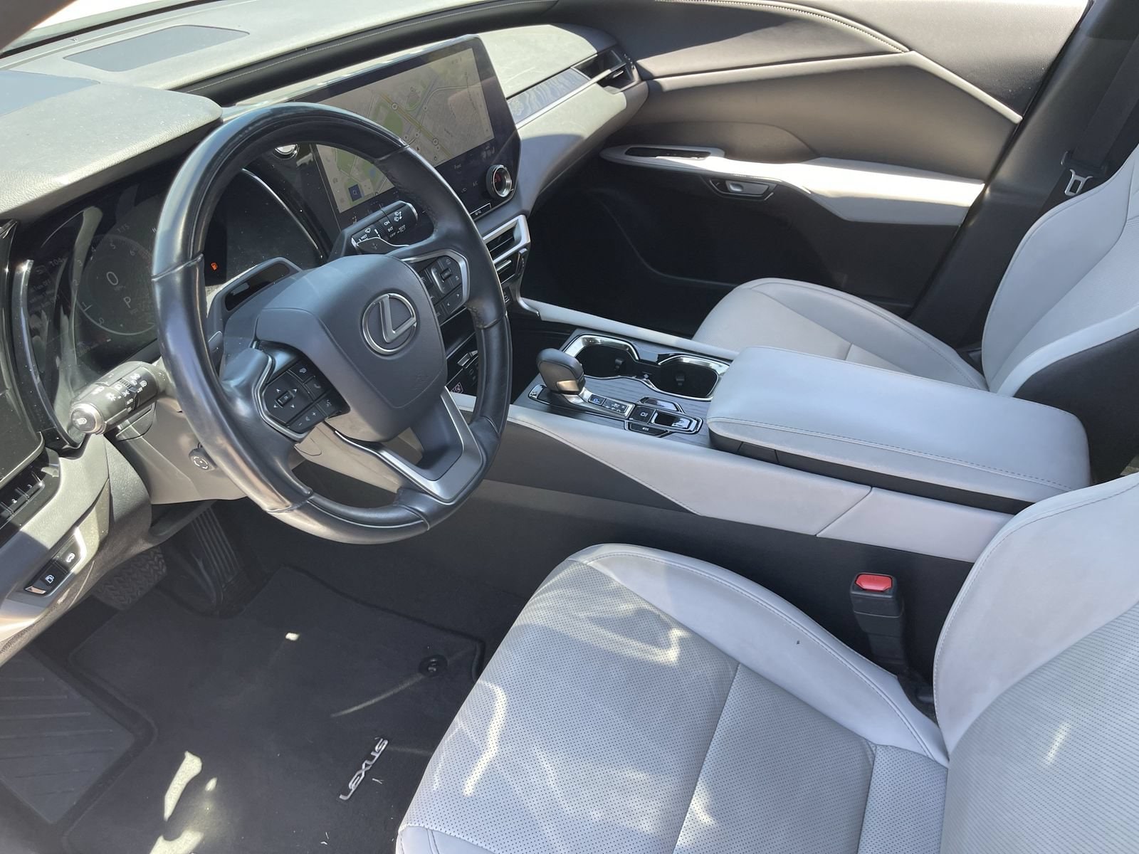 2023 Lexus RX 350 - Photo 20