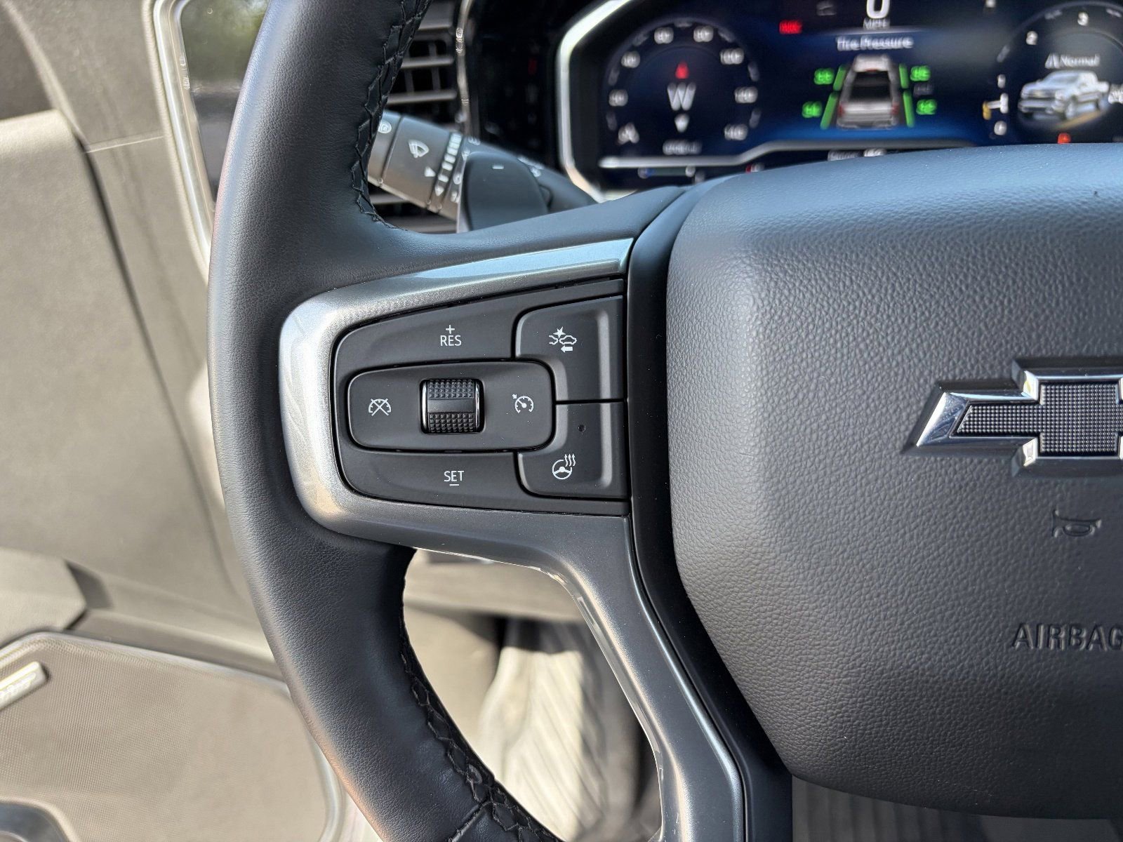 2025 Chevrolet Silverado 1500 RST - Photo 25