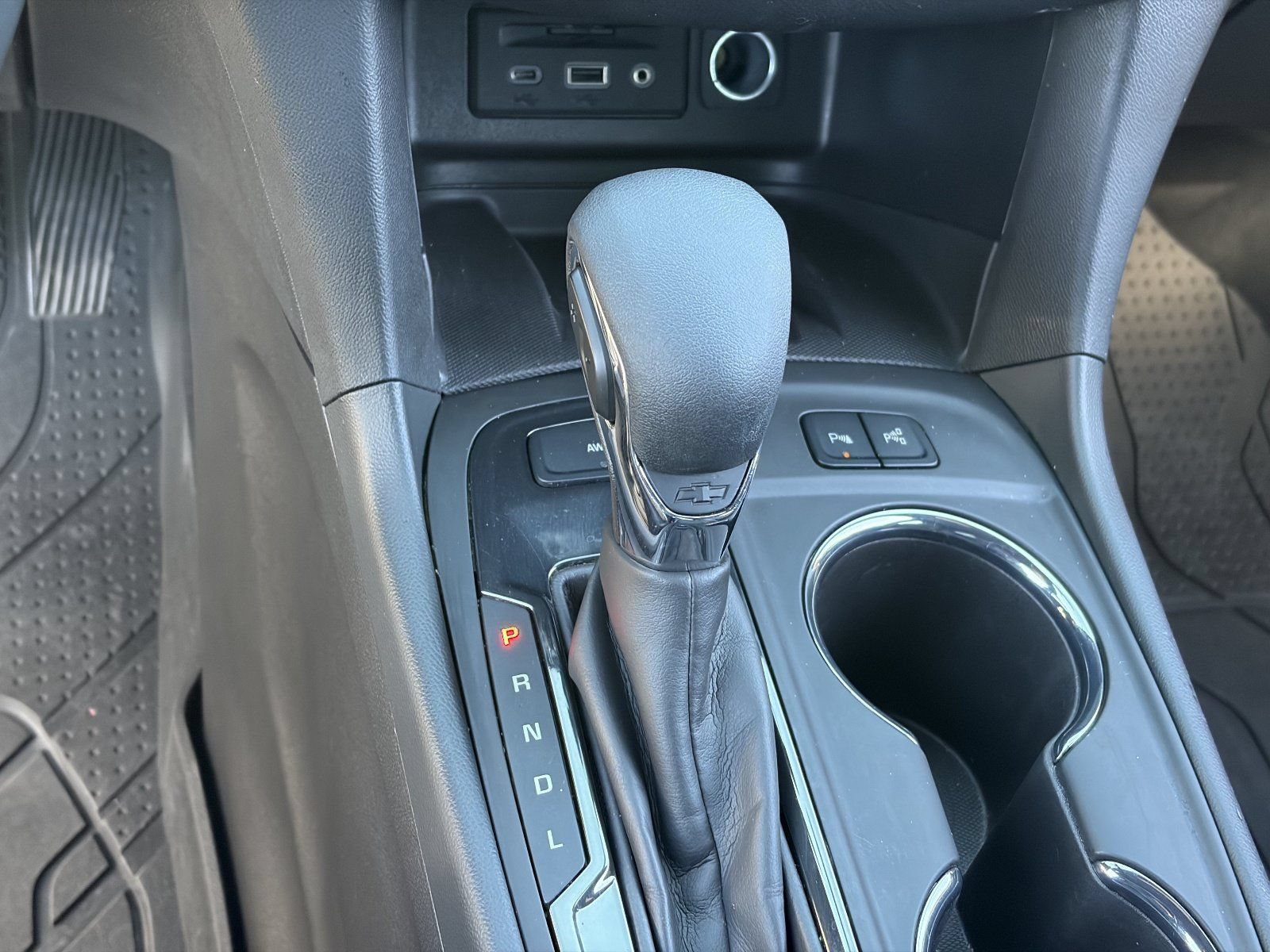 2024 Chevrolet Equinox Premier - Photo 32