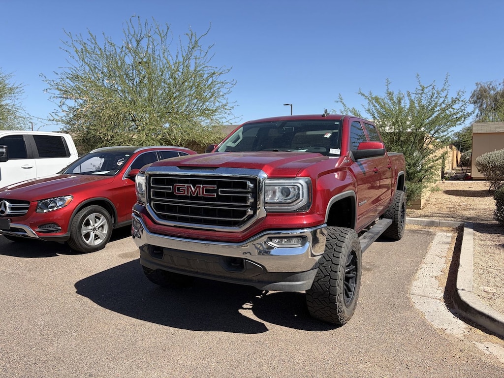 Used 2018 GMC Sierra 1500 SLE Truck Crew Cab