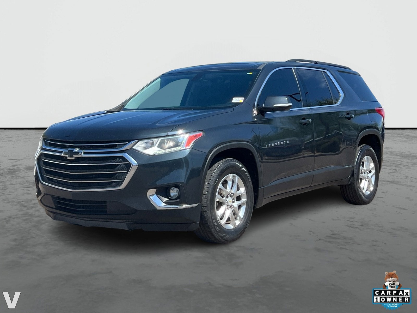 Image 2 of 2020 Chevrolet Traverse LT Cloth SUV
