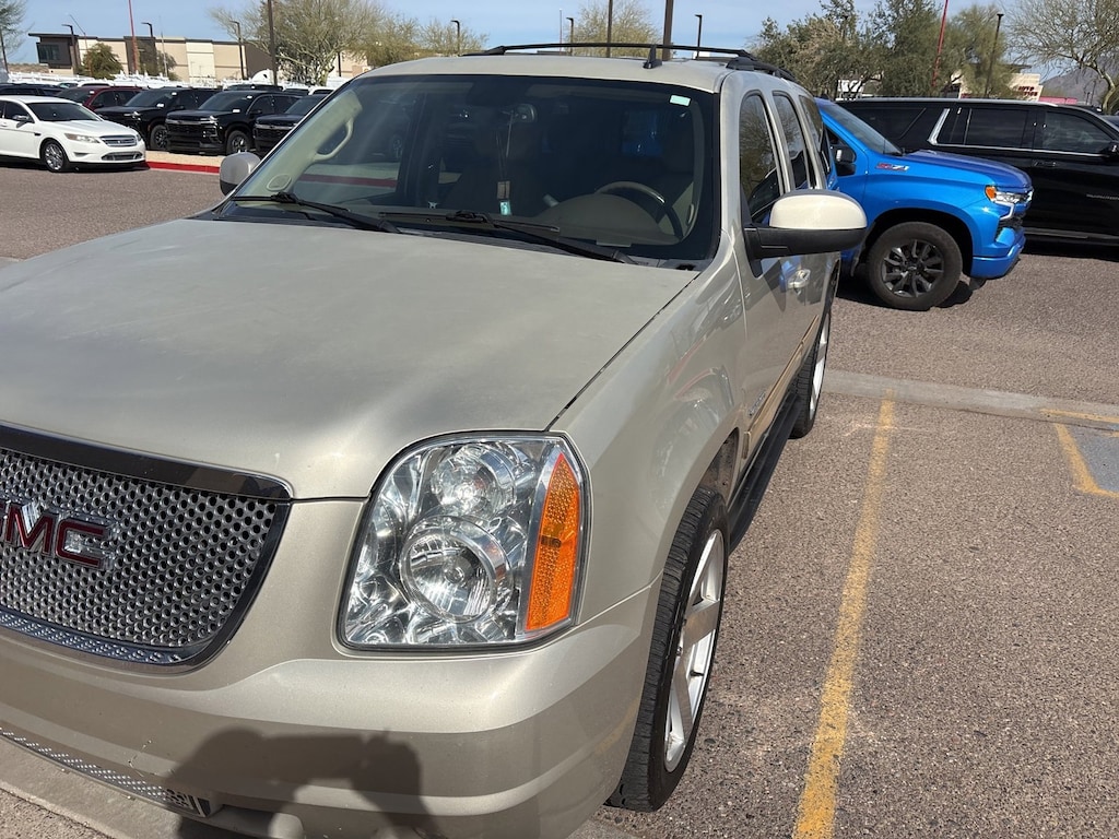 Used 2014 GMC Yukon SLT SUV