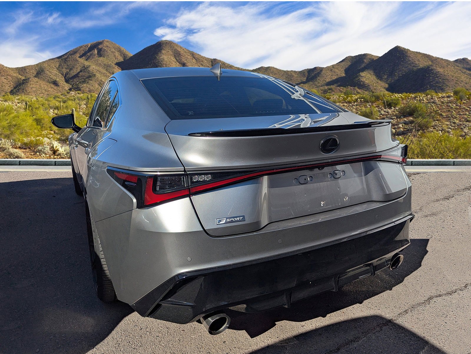 2021 Lexus IS 350 F SPORT photo 4