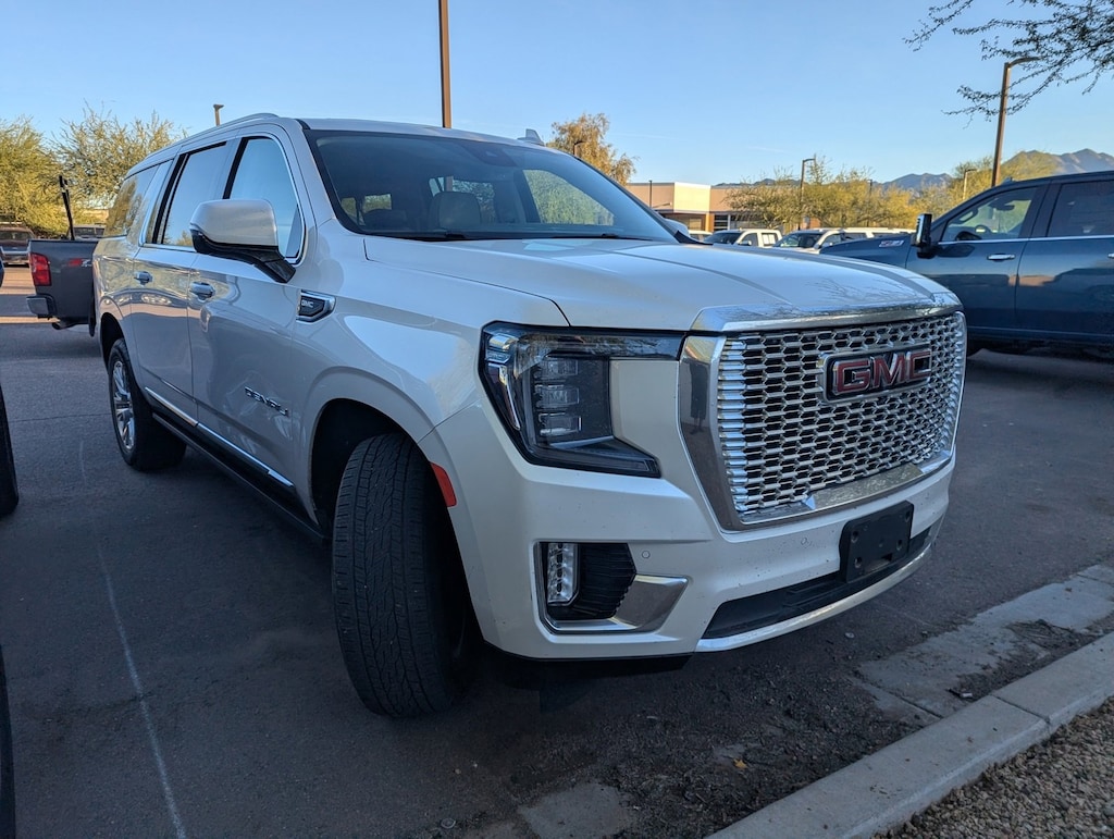 Used 2023 GMC Yukon XL Denali SUV