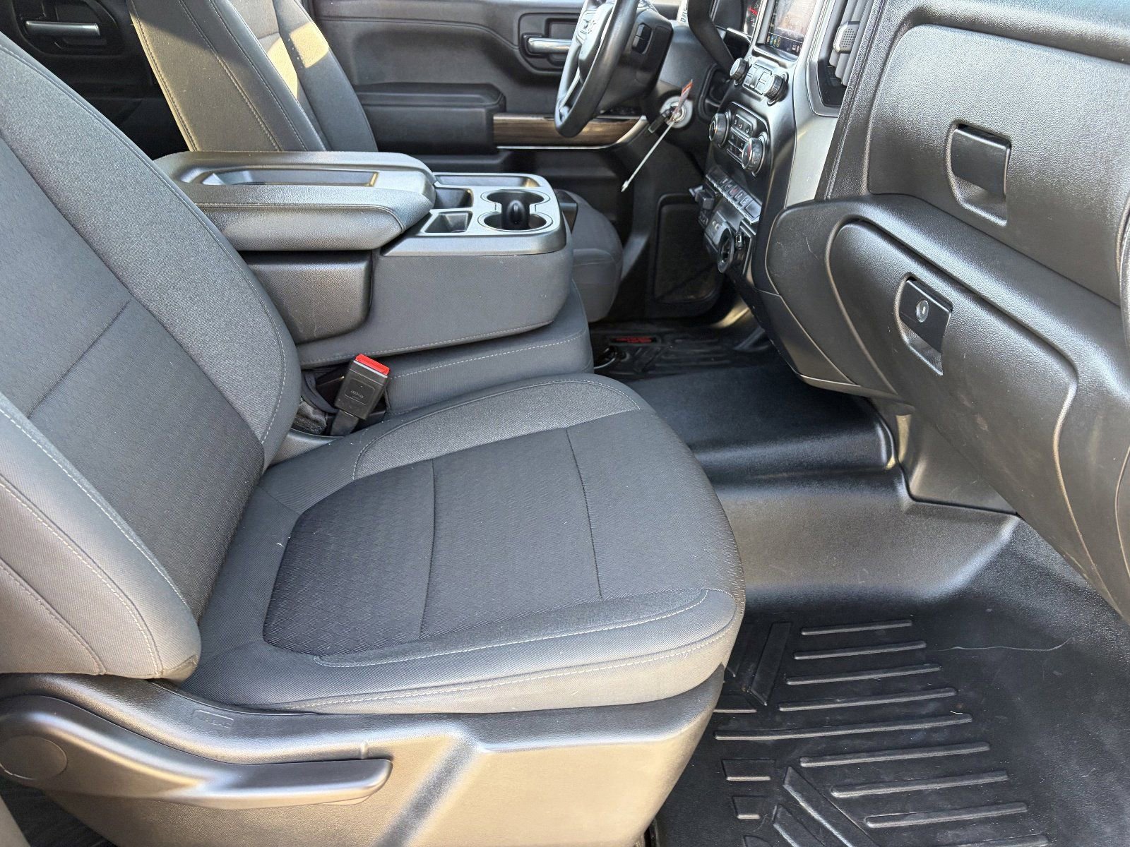 2021 Chevrolet Silverado 2500HD LT - Photo 12
