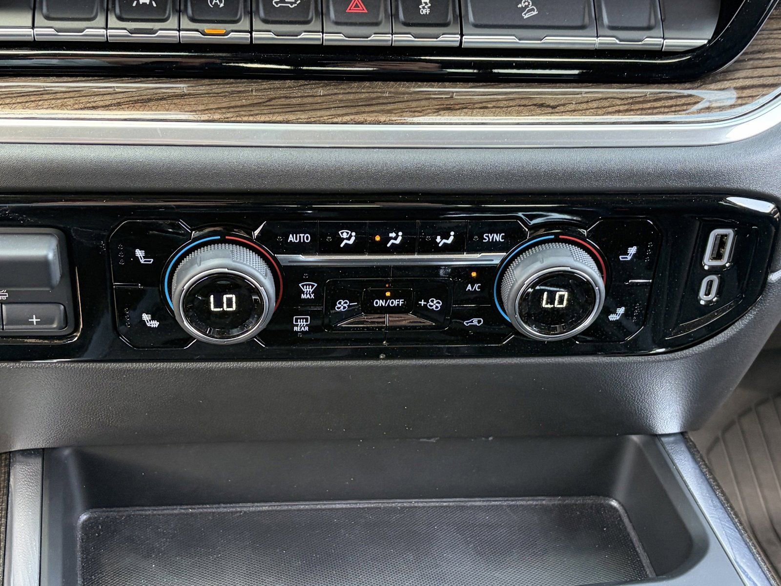 2025 Chevrolet Silverado 1500 RST - Photo 30