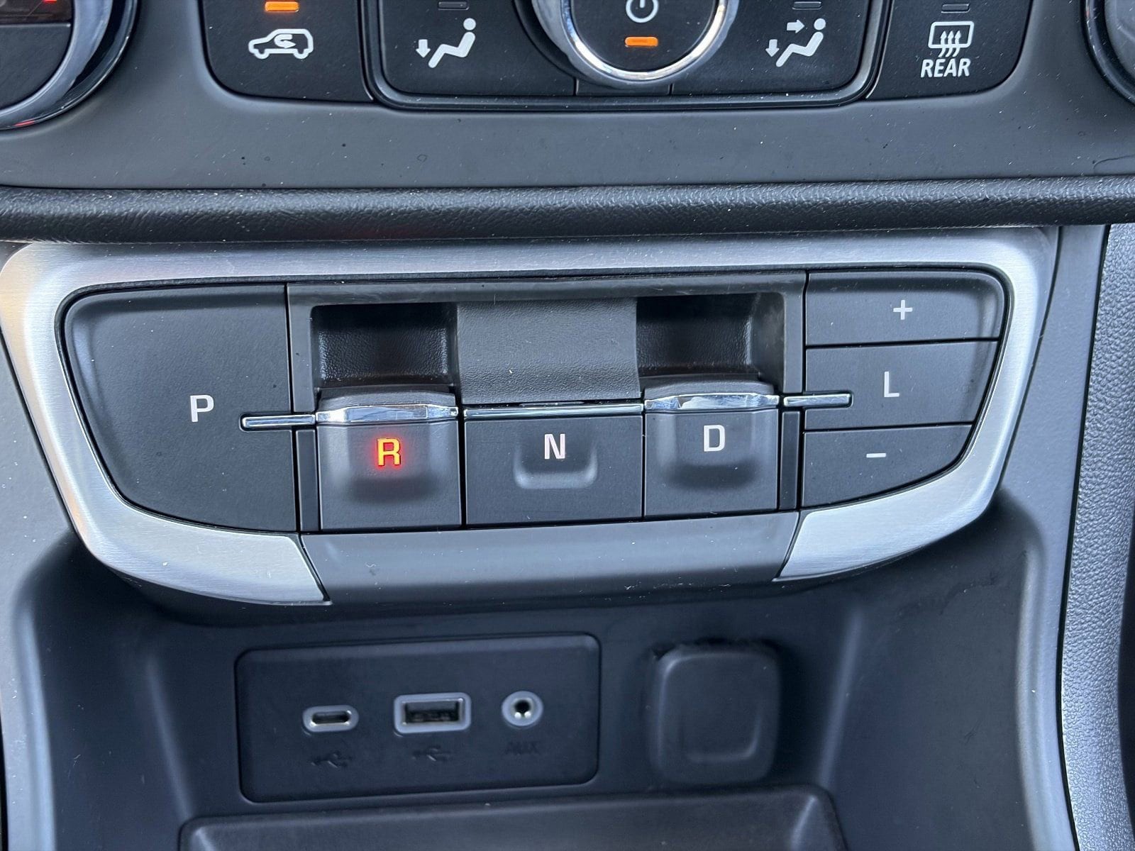 2024 GMC Terrain SLE - Photo 30
