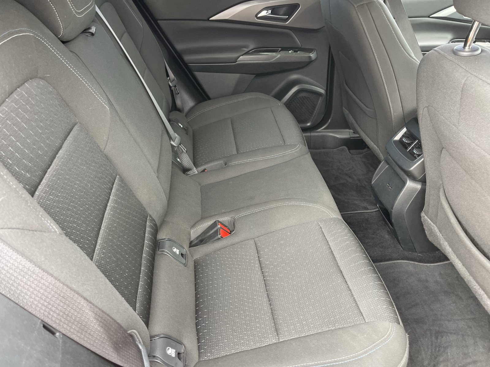 2025 Chevrolet Equinox EV LT - Photo 14
