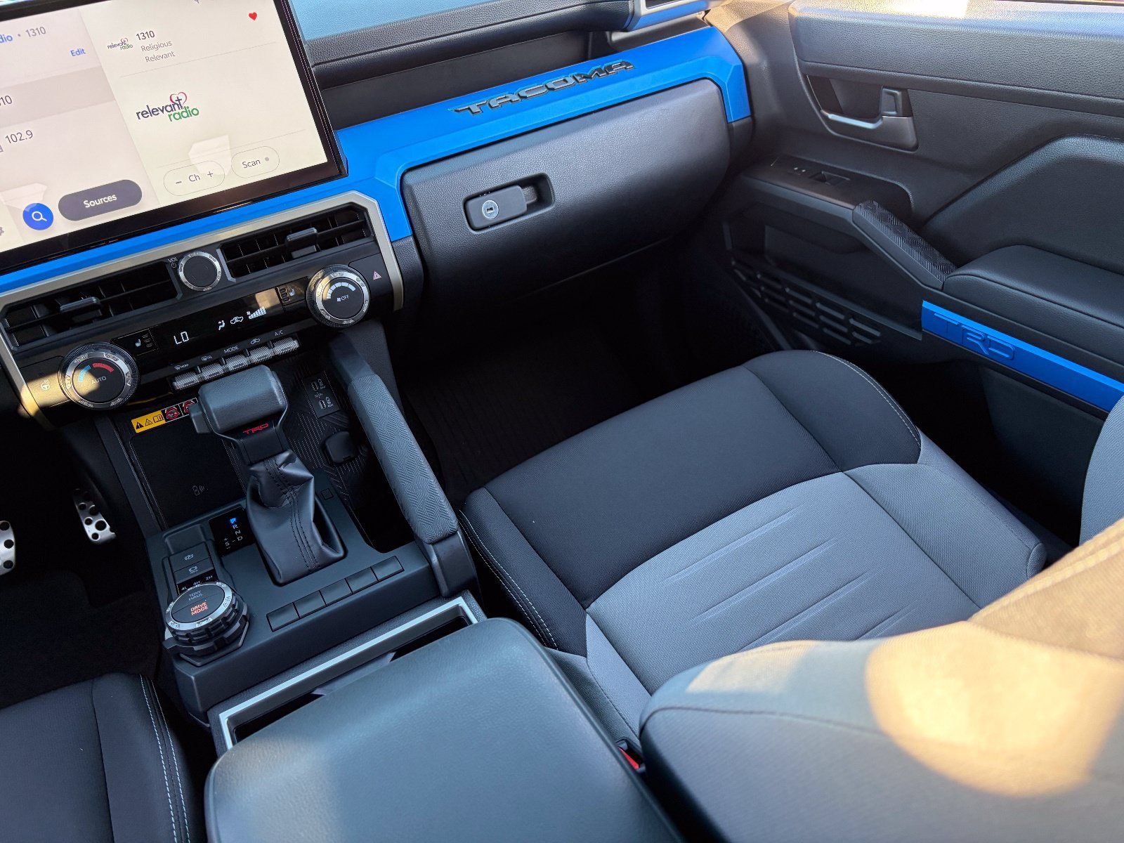 2026 Toyota Tacoma TRD Sport - Photo 17
