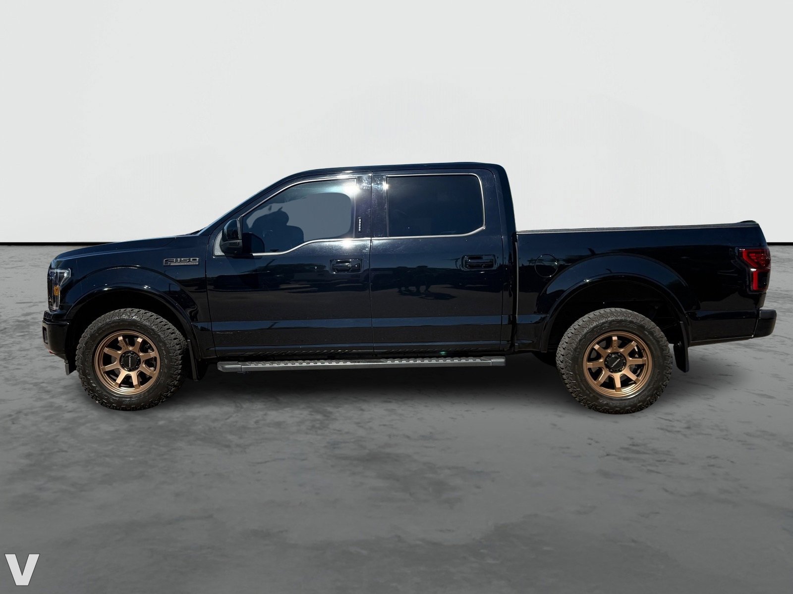 2018 Ford F-150 Lariat photo 2