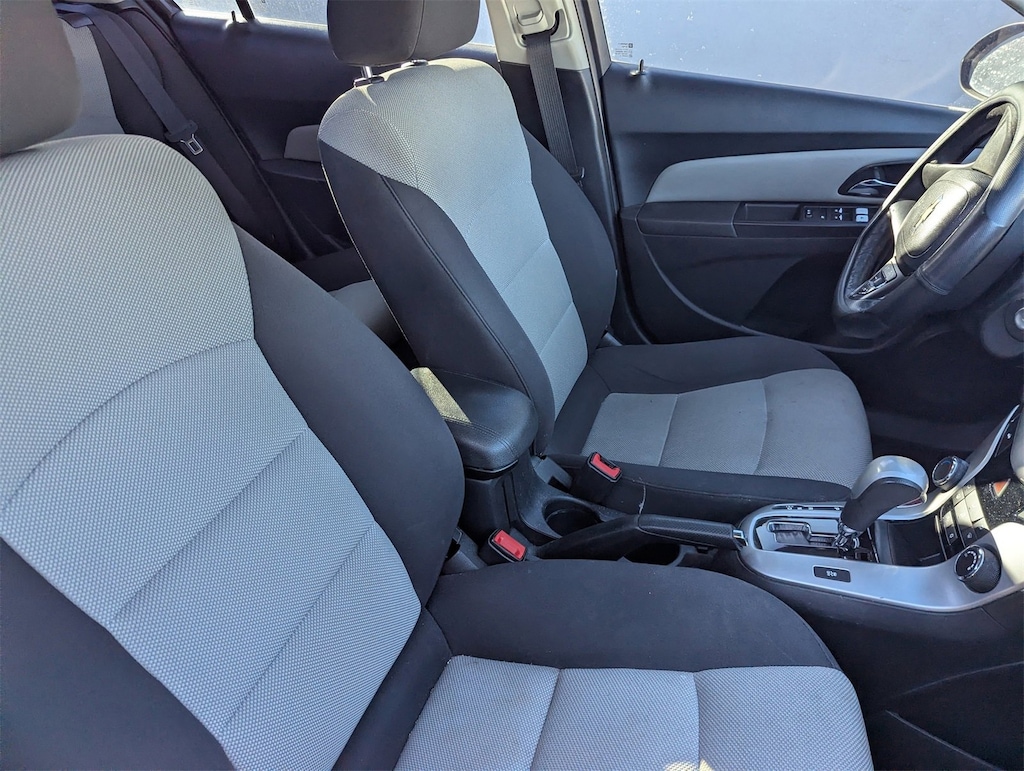 Used 2015 Chevrolet Cruze LS Sedan