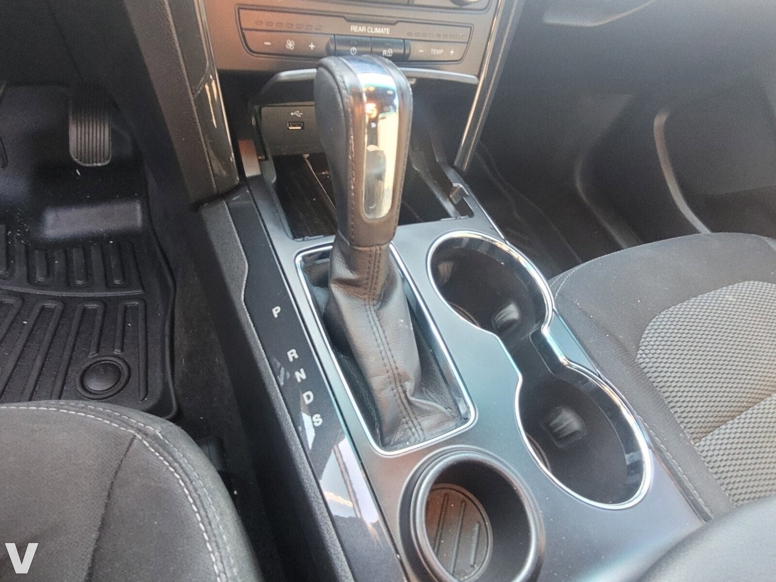 Image 10 of 2017 Ford Explorer XLT SUV