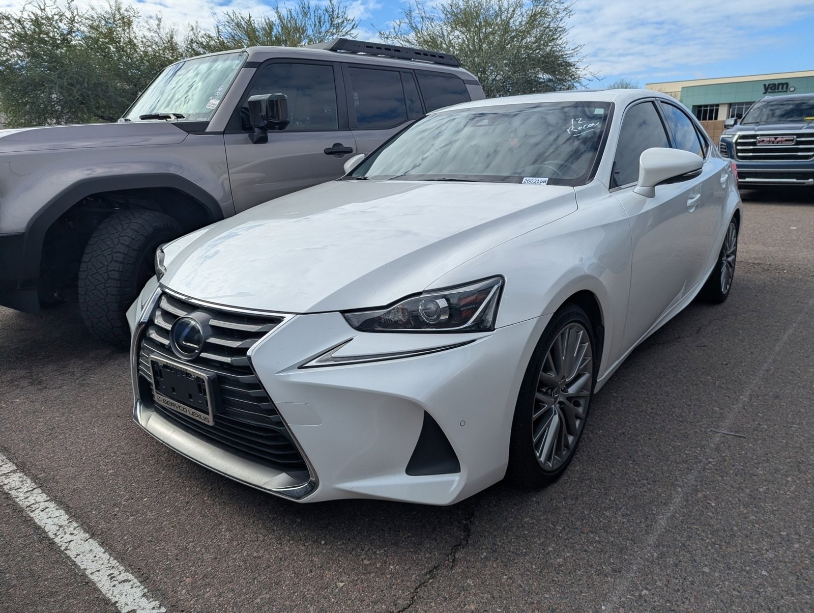 2018 Lexus IS 300's photo