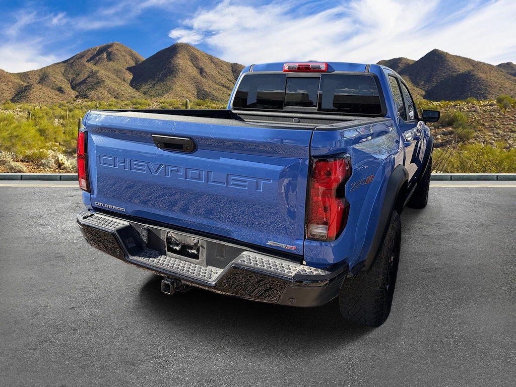 Used 2025 Chevrolet Colorado ZR2 Truck Crew Cab