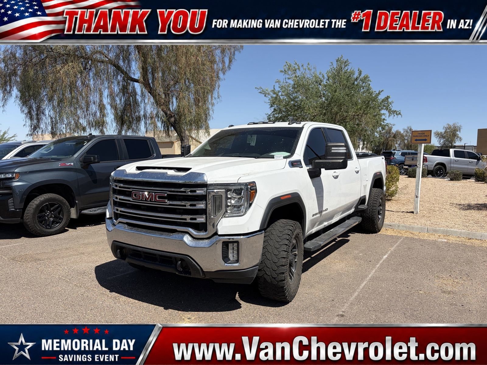 2020 GMC Sierra 4WD Crew Cab Standard Box SLE's photo