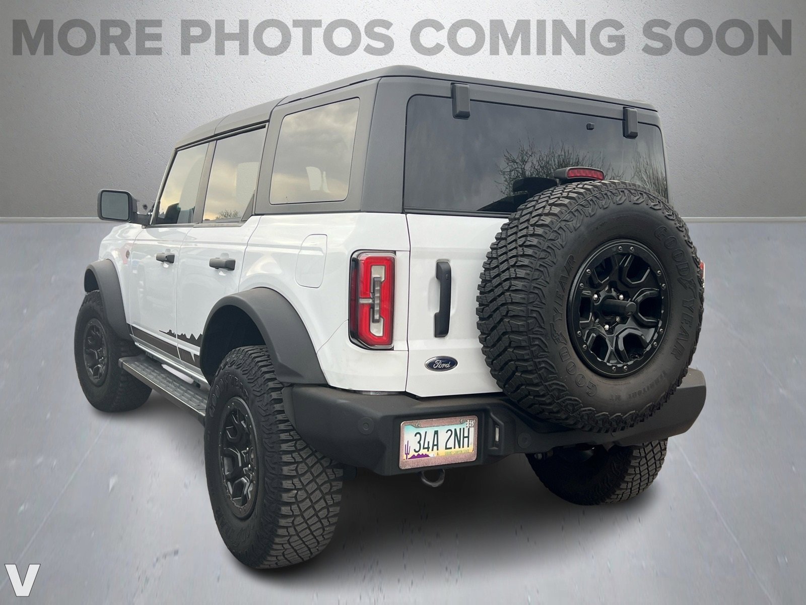 Used 2022 Ford Bronco 4-Door Base with VIN 1FMEE5DPXNLB08901 for sale in Scottsdale, AZ