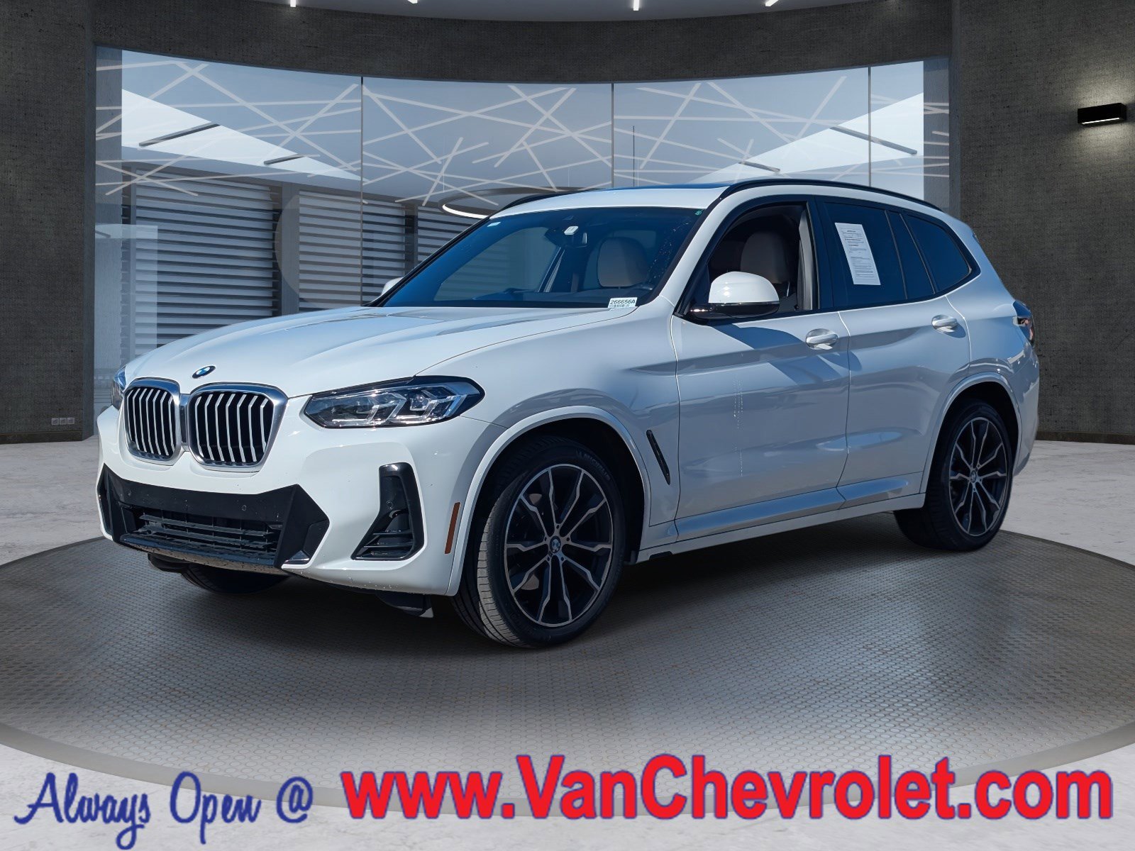 2022 BMW X3 30i's photo