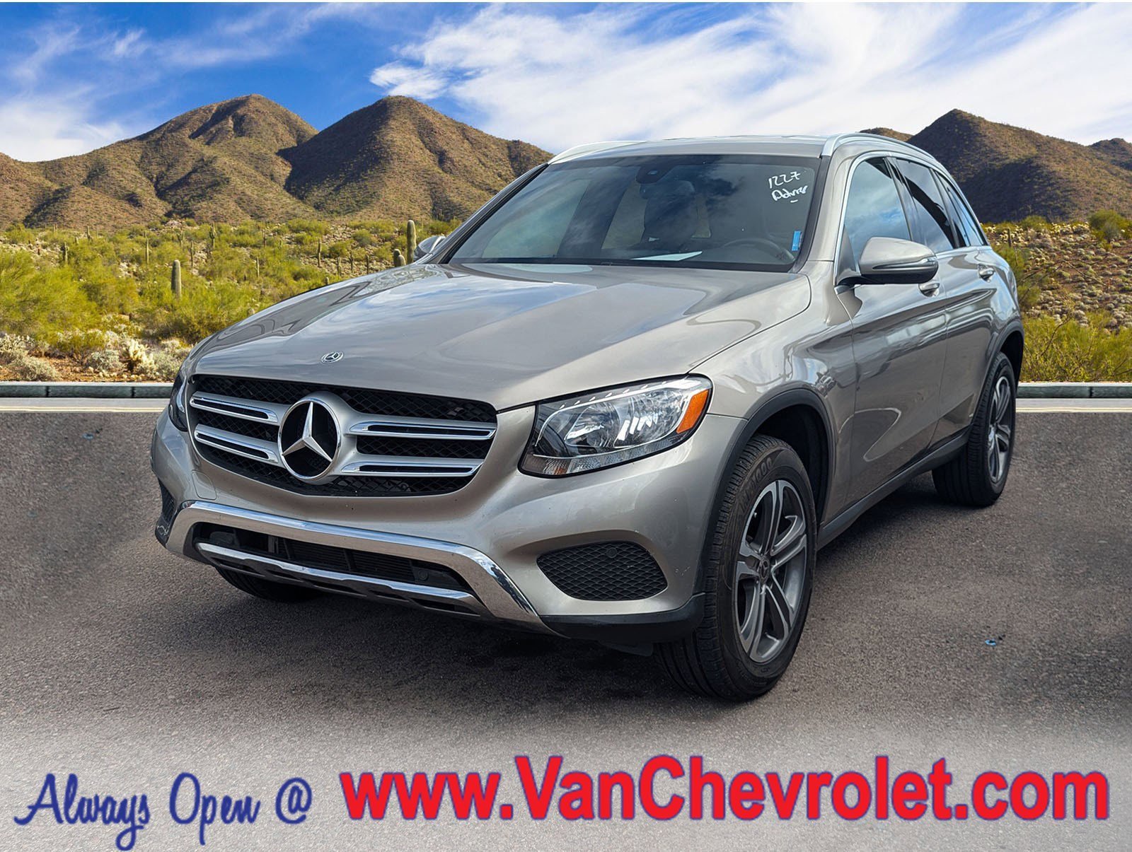 2019 Mercedes-Benz GLC GLC300's photo