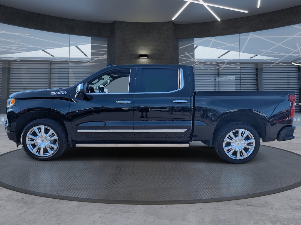 Used 2025 Chevrolet Silverado 1500 High Country Truck Crew Cab
