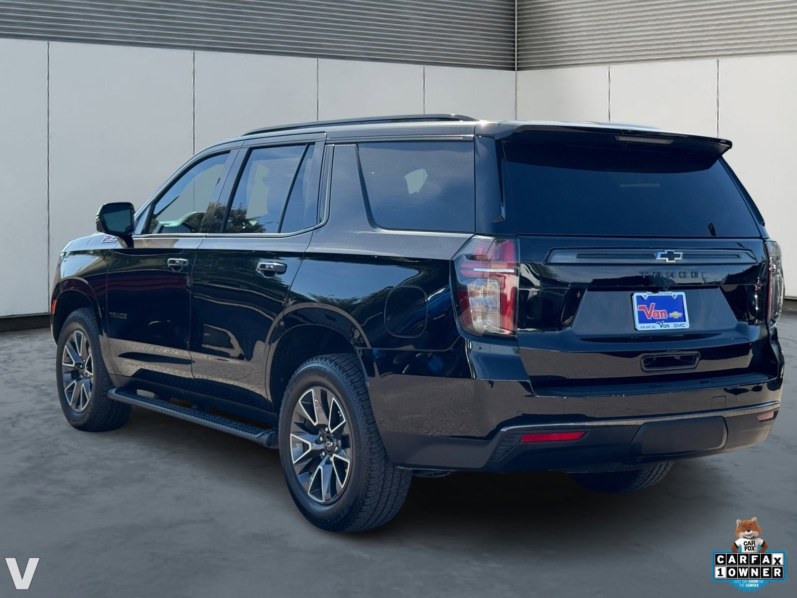 2022 Chevrolet Tahoe Z71 photo 2