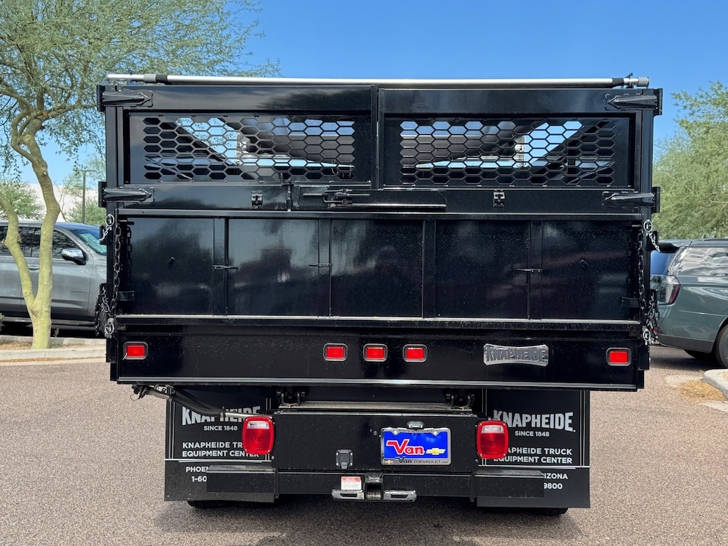New 2025 Chevrolet Silverado 3500 HD Chassis Cab Work Truck Truck Crew Cab