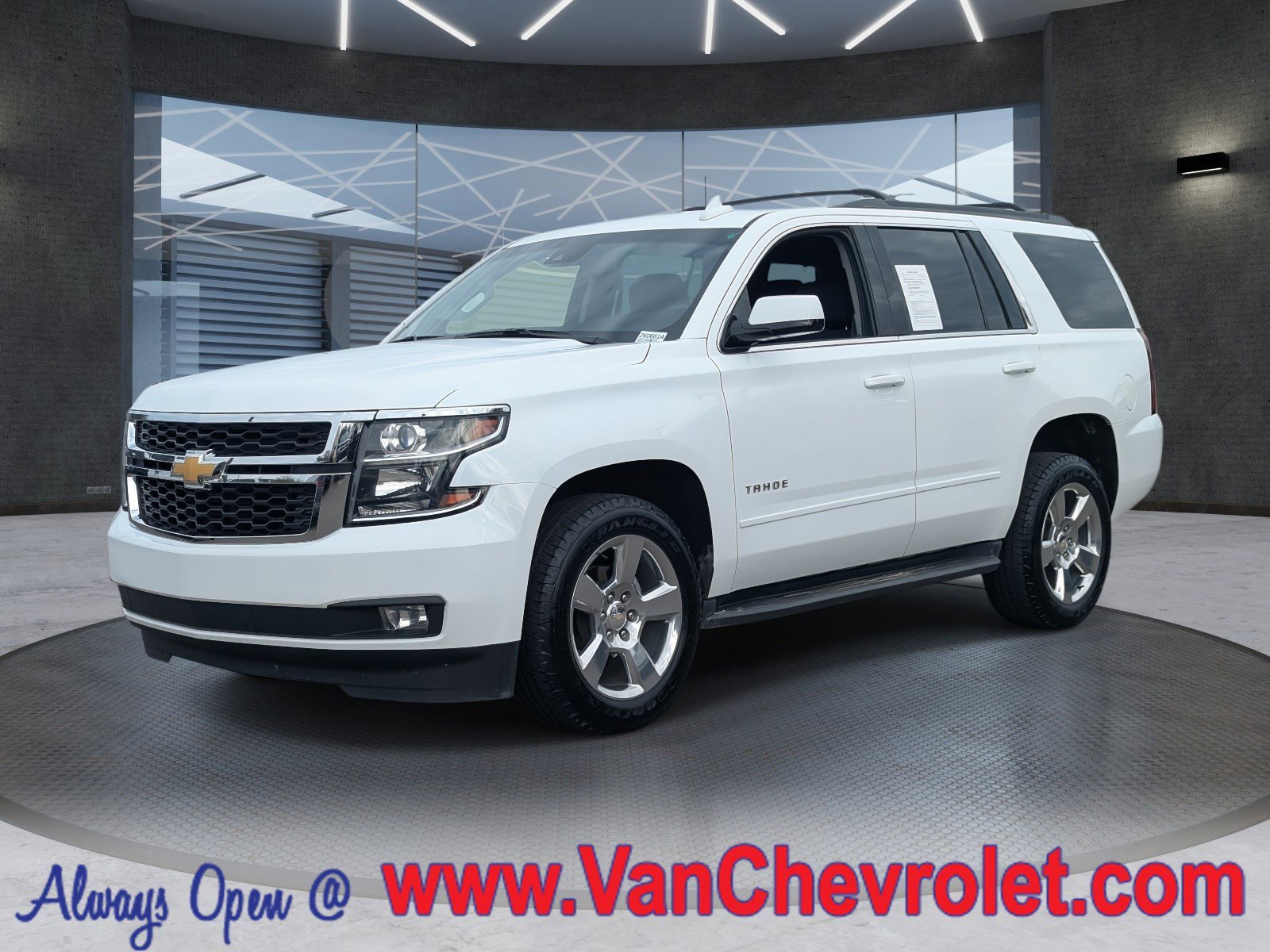 2017 Chevrolet Tahoe LS's photo