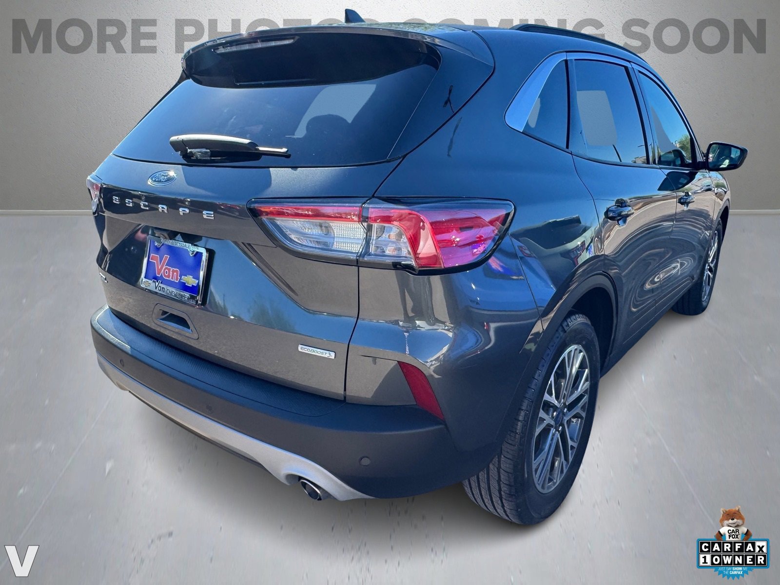 2020 Ford Escape SEL photo 3