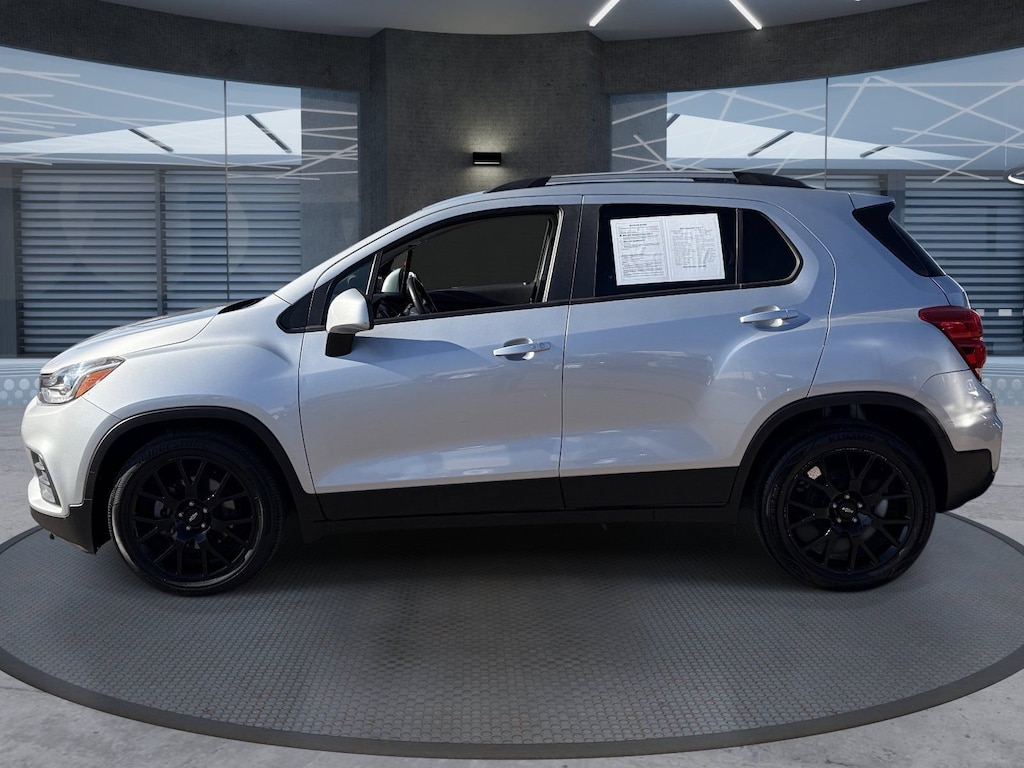 Used 2022 Chevrolet Trax LT SUV
