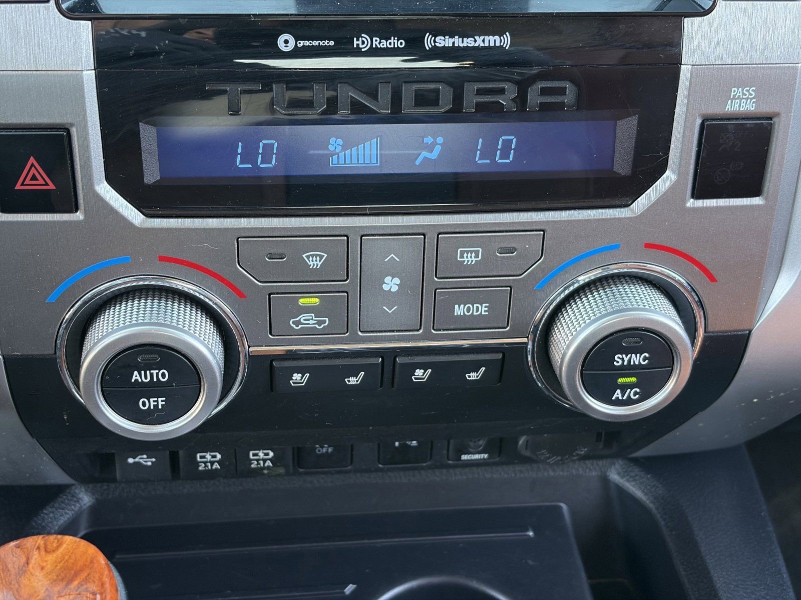 2021 Toyota Tundra 1794 Edition - Photo 28