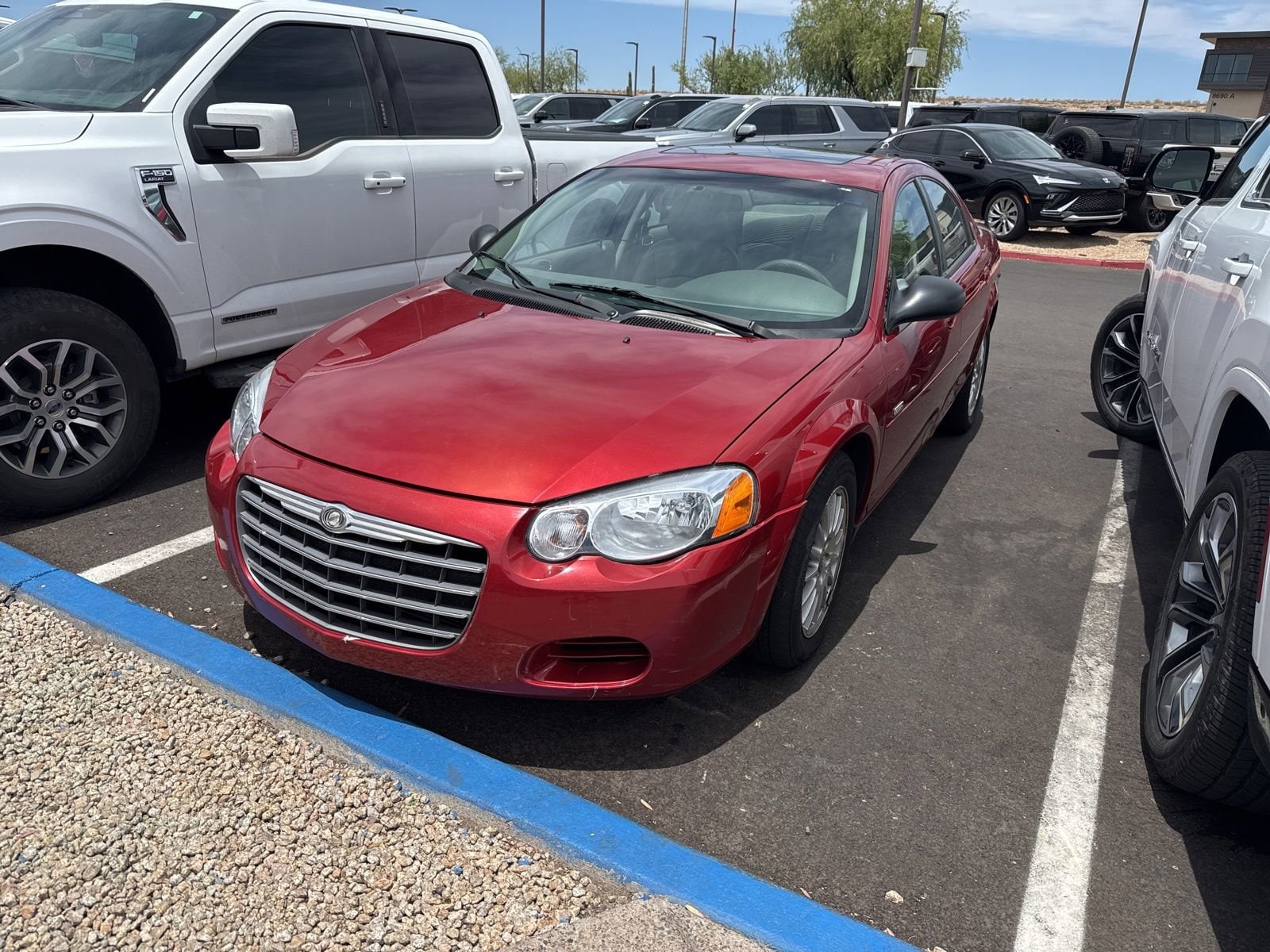 2005 Chrysler Sebring -'s photo