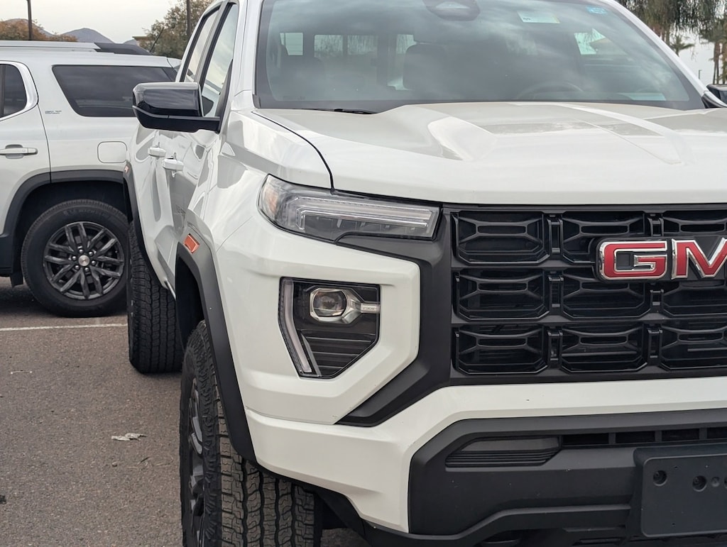 Used 2025 GMC Canyon Elevation Truck Crew Cab