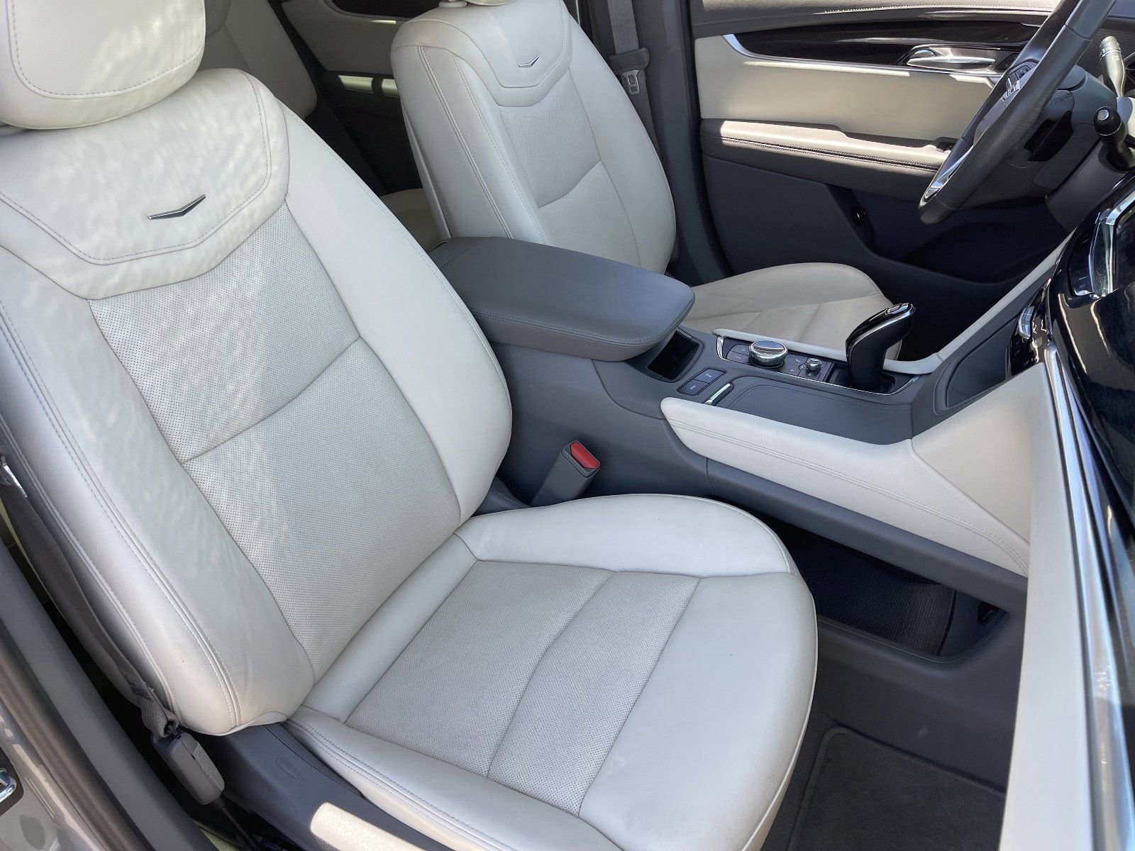 2023 Cadillac XT6 Premium Luxury - Photo 11